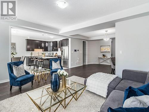 63 Leadenhall Road, Brampton (Northwest Brampton), ON - Indoor Photo Showing Living Room