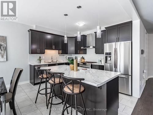 63 Leadenhall Road, Brampton (Northwest Brampton), ON - Indoor Photo Showing Kitchen With Stainless Steel Kitchen With Upgraded Kitchen