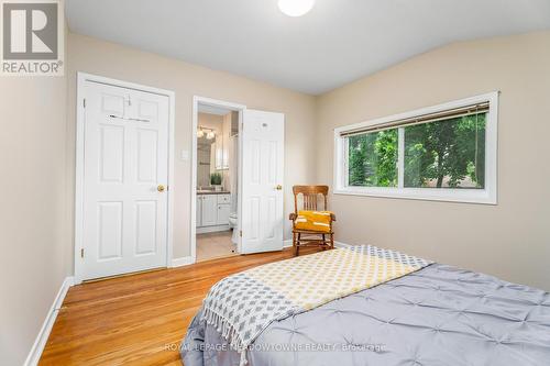 4 Fairfield Avenue, Brampton (Northwood Park), ON - Indoor Photo Showing Bedroom