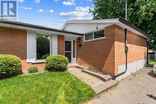 4 Fairfield Avenue, Brampton, ON - Outdoor With Exterior