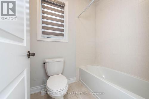 64 Wildflower Lane, Halton Hills (Georgetown), ON - Indoor Photo Showing Bathroom