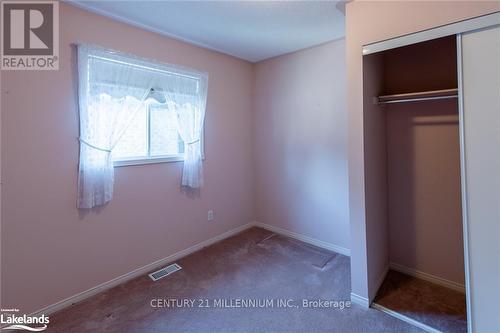 121 Fernbrook Drive, Wasaga Beach, ON - Indoor Photo Showing Other Room