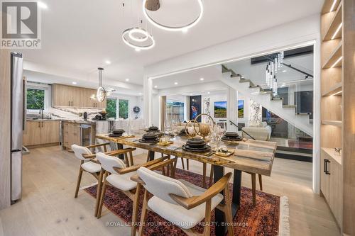 443 Silken Laumann Drive, Newmarket, ON - Indoor Photo Showing Dining Room