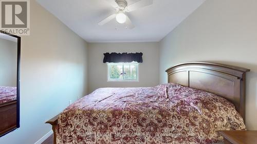 2174 Taggart Court, Innisfil (Alcona), ON - Indoor Photo Showing Bedroom