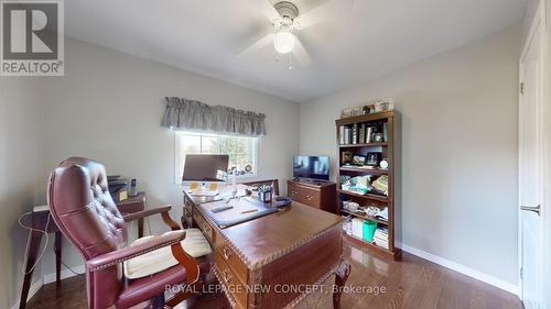 2174 Taggart Court, Innisfil (Alcona), ON - Indoor Photo Showing Office