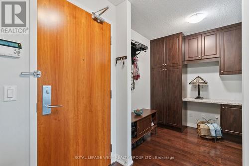 514 - 1403 Royal York Road, Toronto (Humber Heights), ON - Indoor Photo Showing Other Room