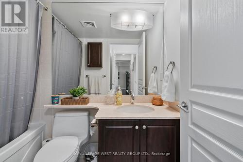 514 - 1403 Royal York Road, Toronto (Humber Heights), ON - Indoor Photo Showing Bathroom