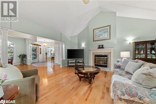 33 Yuill Crescent, Prince Edward County, ON - Indoor Photo Showing Living Room With Fireplace