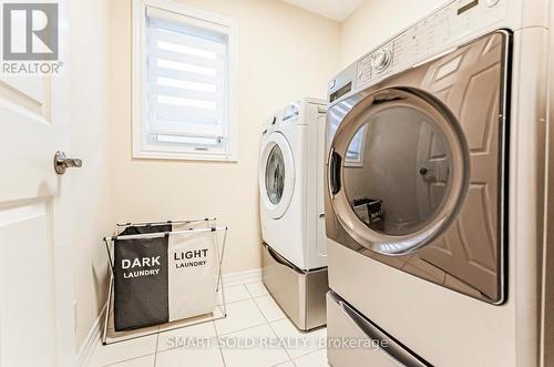 91 Old Field Crescent, Newmarket (Woodland Hill), ON - Indoor Photo Showing Laundry Room