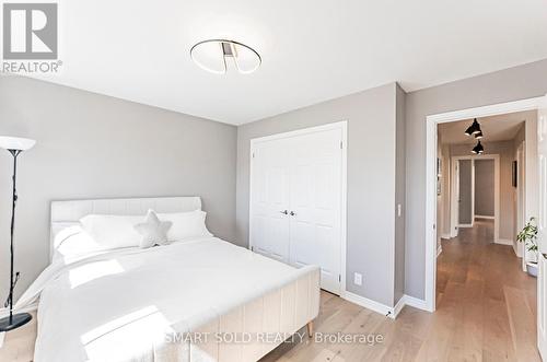 91 Old Field Crescent, Newmarket (Woodland Hill), ON - Indoor Photo Showing Bedroom