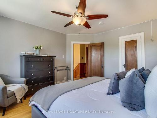 154 Mcrae Dr, Toronto, ON - Indoor Photo Showing Bedroom