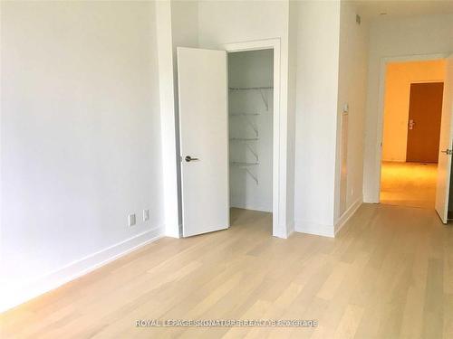 517-7 Grenville St, Toronto, ON - Indoor Photo Showing Other Room