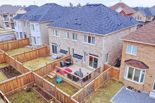 7 Chesterwood Cres, Brampton, ON - Outdoor