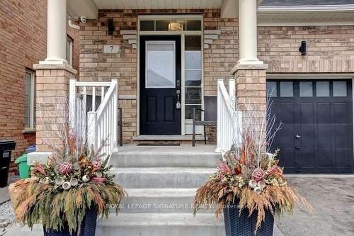 7 Chesterwood Cres, Brampton, ON - Outdoor