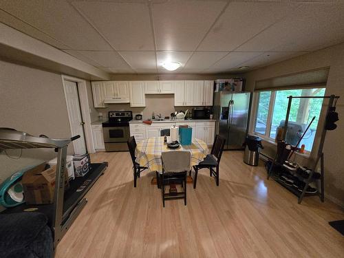 233 Blair Place, Clearwater, BC - Indoor Photo Showing Dining Room