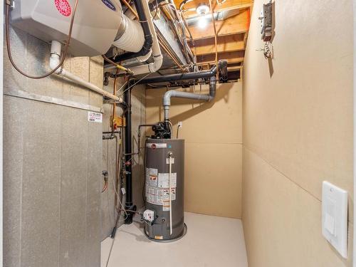 30-2080 Pacific Way, Kamloops, BC - Indoor Photo Showing Basement