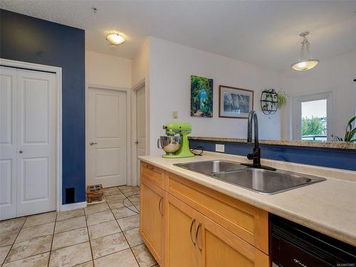 404-2747 Jacklin Rd, Langford, BC - Indoor Photo Showing Kitchen With Double Sink