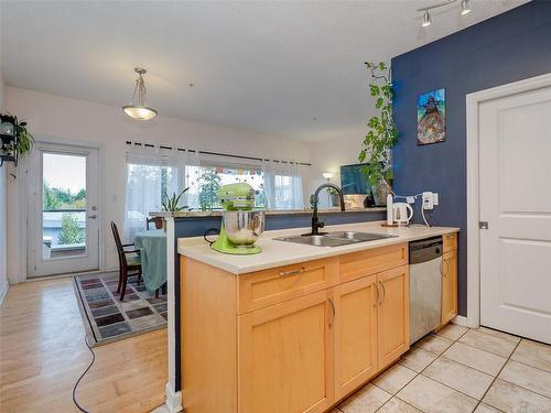 404-2747 Jacklin Rd, Langford, BC - Indoor Photo Showing Kitchen With Double Sink