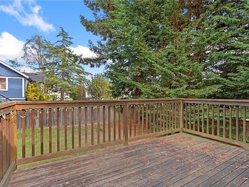 3233 Kingsley St, Saanich, BC 