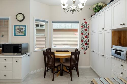 12-1700 Deleenheer Road, Vernon, BC - Indoor Photo Showing Dining Room