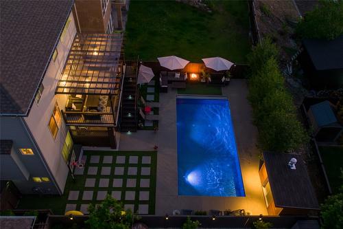 524 South Crest Drive, Kelowna, BC - Outdoor With In Ground Pool