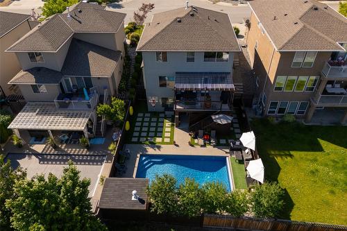 524 South Crest Drive, Kelowna, BC - Outdoor With In Ground Pool With Deck Patio Veranda