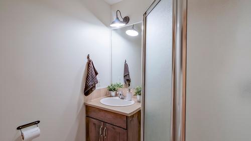 6-5015 Snowbird Way, Big White, BC - Indoor Photo Showing Bathroom