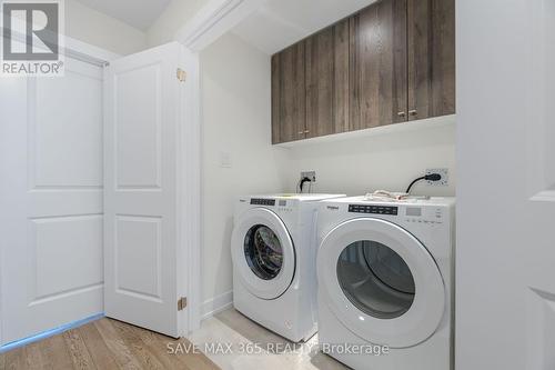 60 - 2273 Turnberry Road, Burlington, ON - Indoor Photo Showing Laundry Room