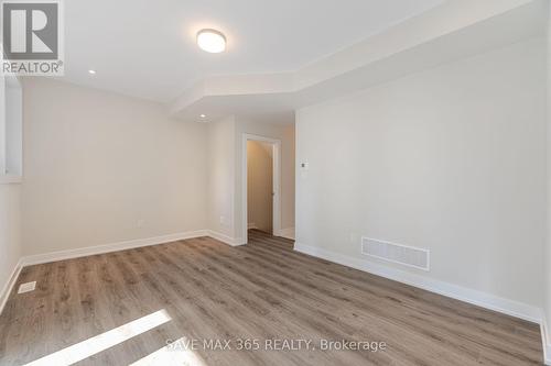 60 - 2273 Turnberry Road, Burlington, ON - Indoor Photo Showing Other Room