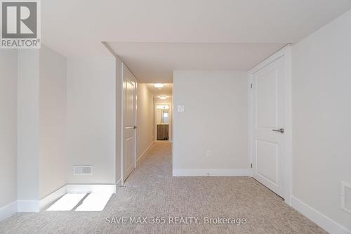 60 - 2273 Turnberry Road, Burlington, ON - Indoor Photo Showing Other Room