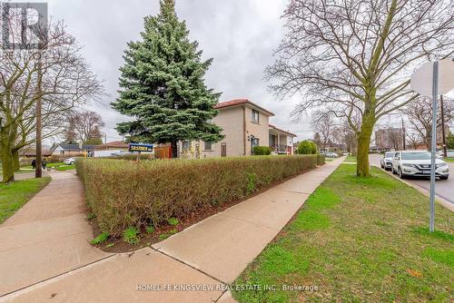 58 Storer Drive, Toronto (Humbermede), ON - Outdoor