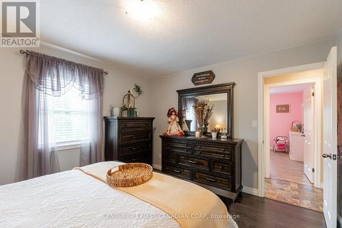 37 Union Street, Bayham (Vienna), ON - Indoor Photo Showing Bedroom