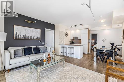 2609 - 28 Freeland Street, Toronto, ON - Indoor Photo Showing Living Room