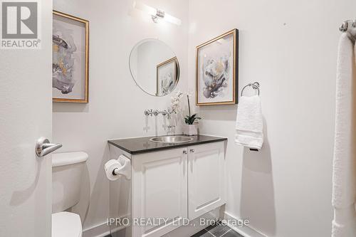 304 - 81A Front Street E, Toronto (Waterfront Communities), ON - Indoor Photo Showing Bathroom