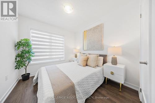 123 Lyall Stokes Circle, East Gwillimbury (Mt Albert), ON - Indoor Photo Showing Bedroom