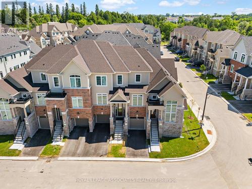 123 Lyall Stokes Circle, East Gwillimbury (Mt Albert), ON - Outdoor With Facade