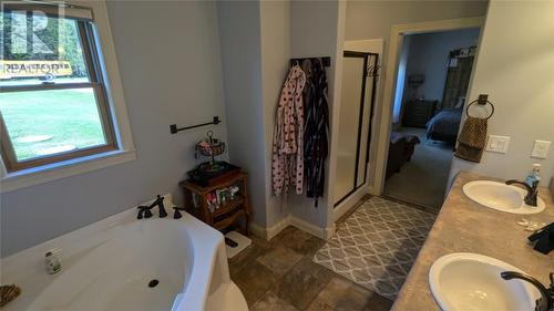 1070 Lee Valley Road, Massey, ON - Indoor Photo Showing Bathroom