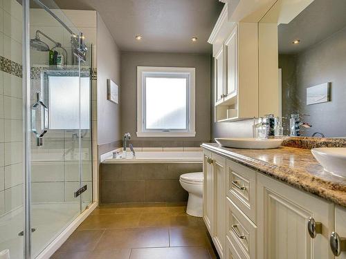 Bathroom - 14845 Rue Du Froment, Mirabel, QC - Indoor Photo Showing Bathroom