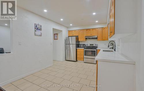 59 Kendrick Court, Hamilton (Ancaster), ON - Indoor Photo Showing Kitchen