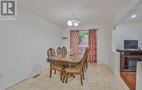 59 Kendrick Court, Hamilton (Ancaster), ON - Indoor Photo Showing Dining Room