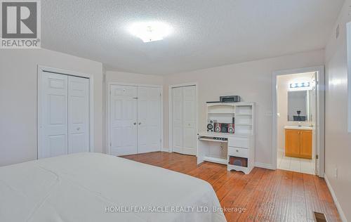 59 Kendrick Court, Hamilton (Ancaster), ON - Indoor Photo Showing Bedroom