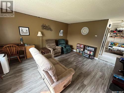 319 Barsness Bay, Richmound, SK - Indoor