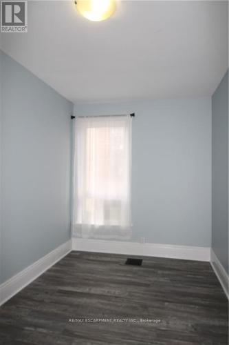 19 Emerald Street N, Hamilton (Landsdale), ON - Indoor Photo Showing Other Room