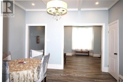 19 Emerald Street N, Hamilton (Landsdale), ON - Indoor Photo Showing Dining Room