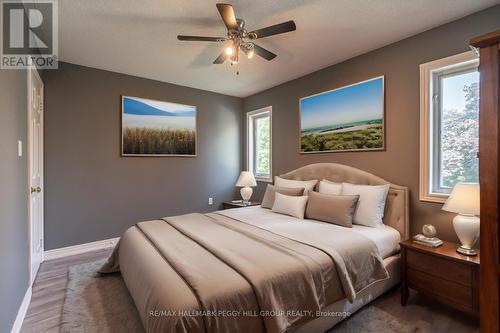 297 Esther Drive, Barrie (Painswick South), ON - Indoor Photo Showing Bedroom