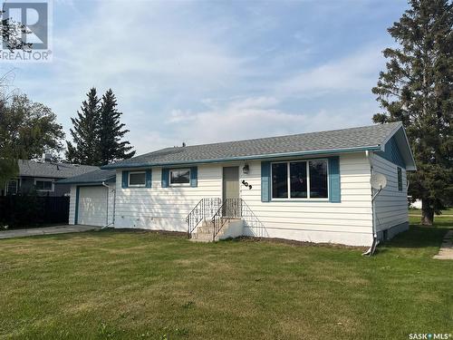 409 Saskatchewan Avenue, Foam Lake, SK - Outdoor