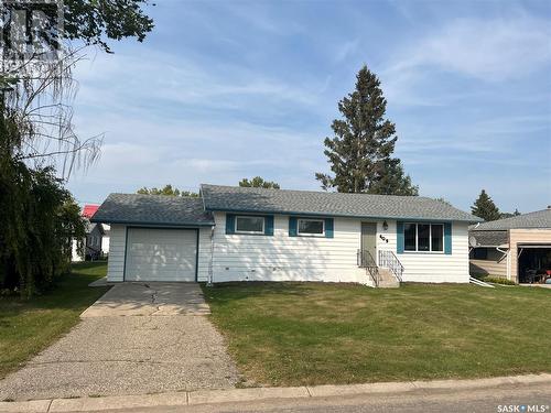 409 Saskatchewan Avenue, Foam Lake, SK - Outdoor