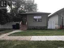 123 J AVENUE S  Saskatoon, SK S7M 1Z9