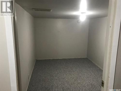 123 J Avenue S, Saskatoon, SK - Indoor Photo Showing Other Room