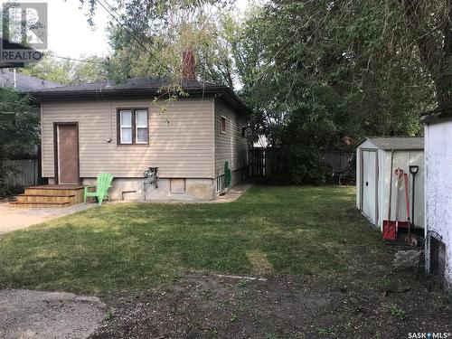 123 J Avenue S, Saskatoon, SK - Outdoor